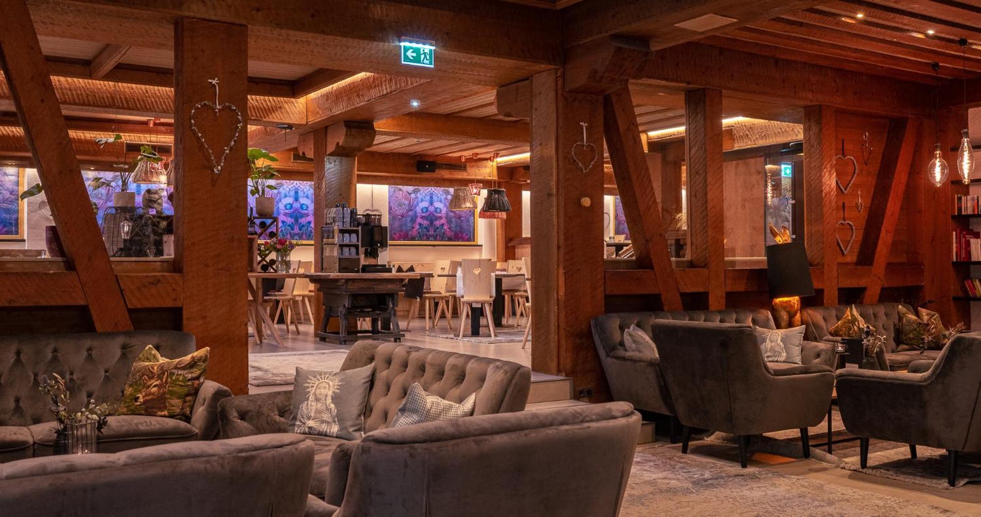 Berghotel Basur - Das Schihotel Am Arlberg Flirsch Extérieur photo